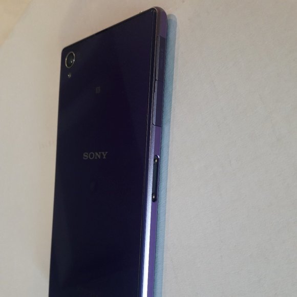 SONY XPERIA Z1 16GB Smartphone, Purple - Picture 3 of 7